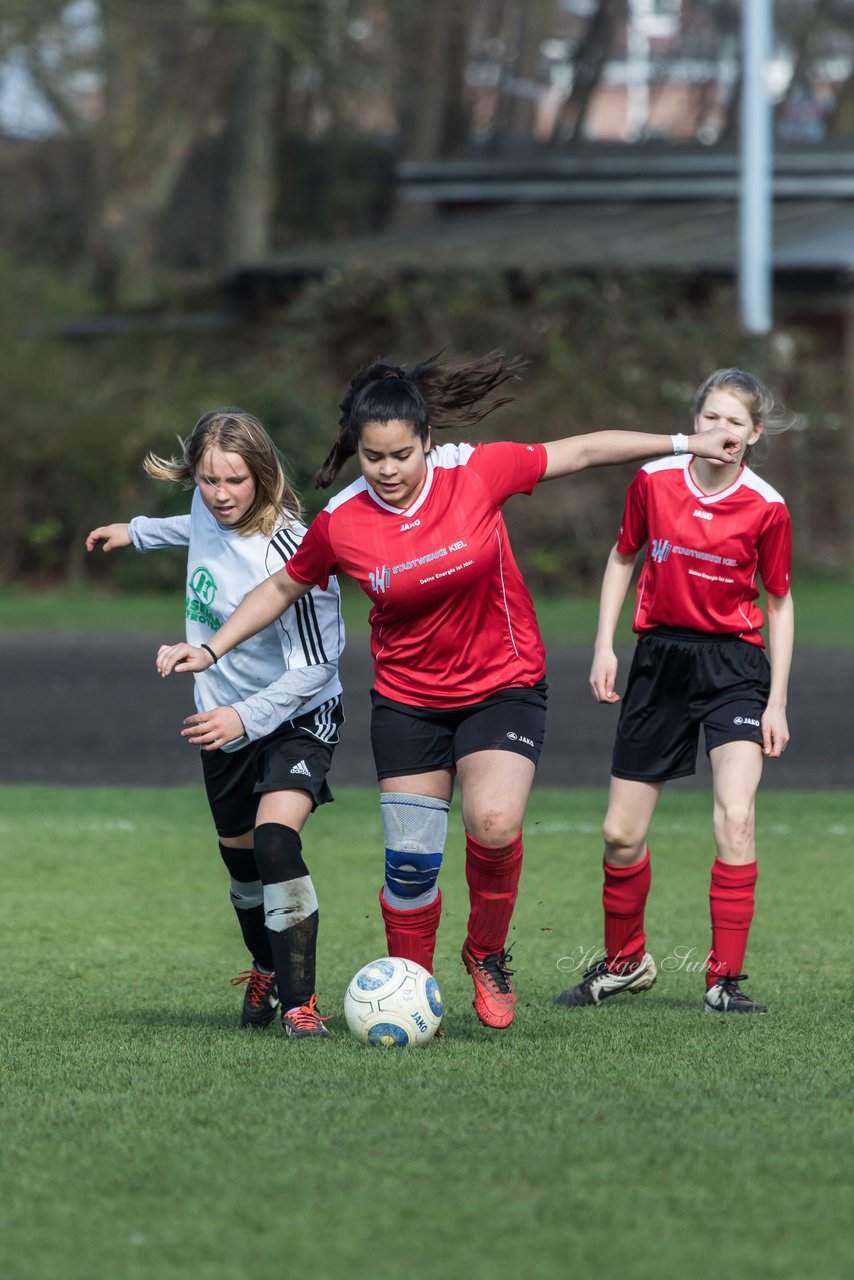 Bild 84 - C-Juniorinnen Kieler MTV -  MTSV POlympia Neumuenster : Ergebnis: 1:0